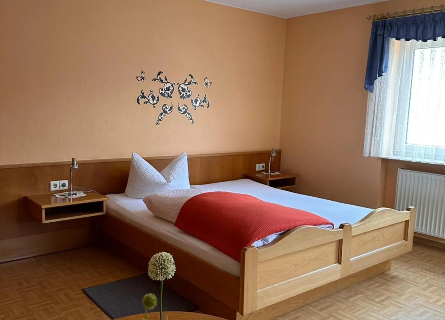 Gaestehaus Krone Holzkirchen  0*, Holzkirchen (Wurzburg) Deutschland